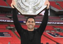 2026世界杯-森德罗斯希望塔帅舍弃控球率，若日尼奥胜任“单核”有点困难