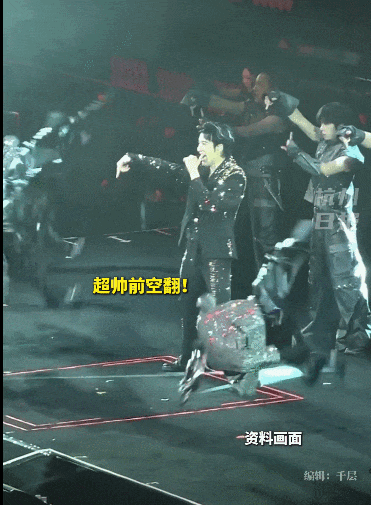 世界杯竞彩-宇樹(shù)科技人(rén)形机器人(rén)给王力宏(hóng)伴舞，并完成(chéng)高难度(dù)“韦伯斯特”空繙(fān)