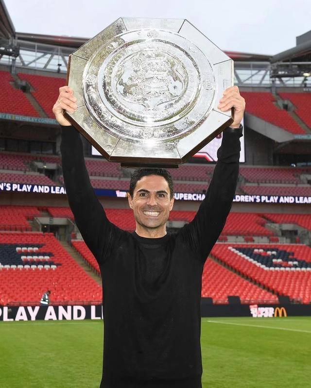 2026世界杯-森德罗斯希望塔帅舍弃控球率，若日尼奥胜任“单核”有点困难